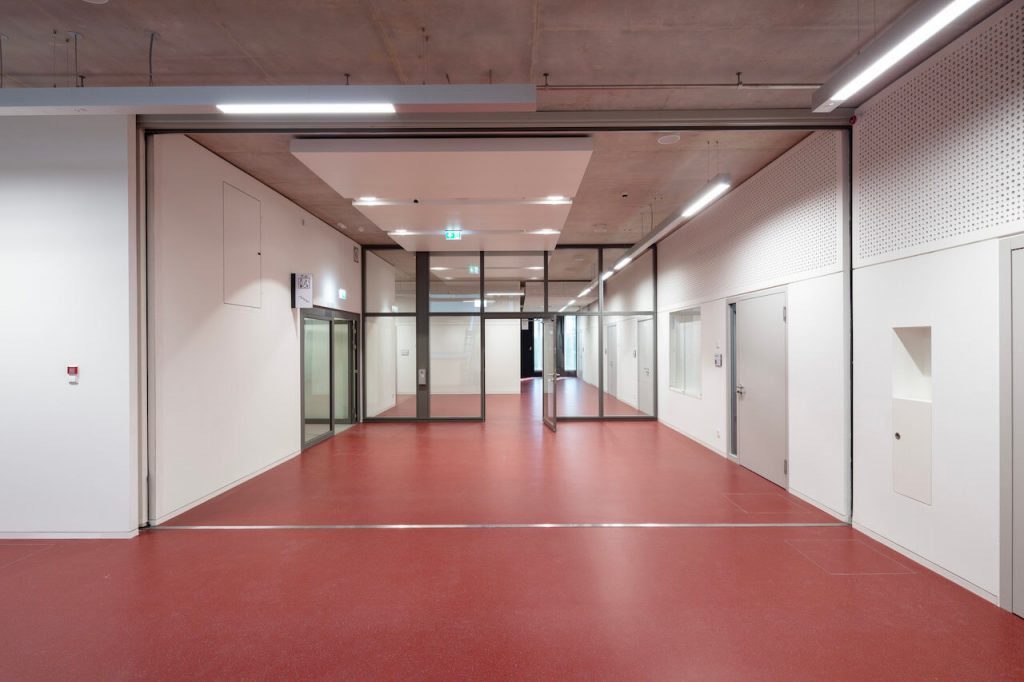 Medizincampus Augsburg - Lehrgebäude - Flurbereich